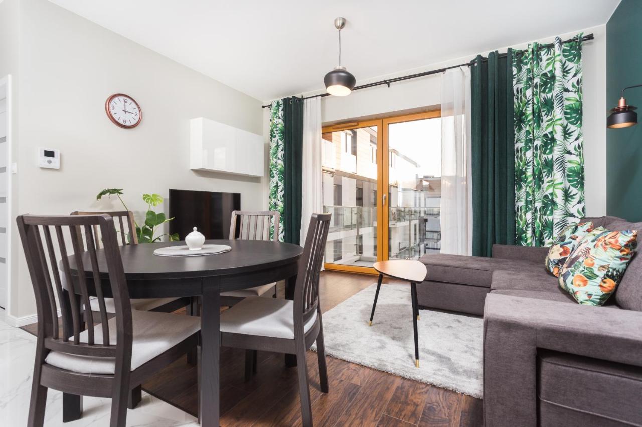 Of The Kings - Leaf Apartament